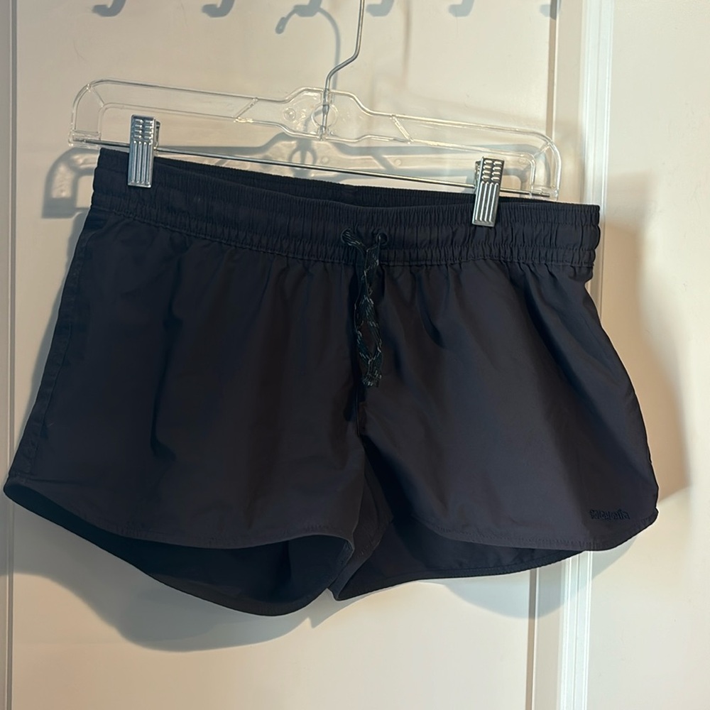 Patagonia small gray rip stop style drawstring shorts